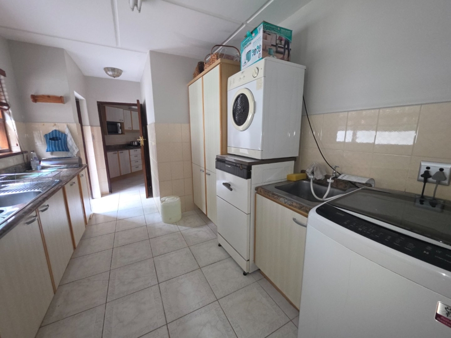 5 Bedroom Property for Sale in Secunda Mpumalanga