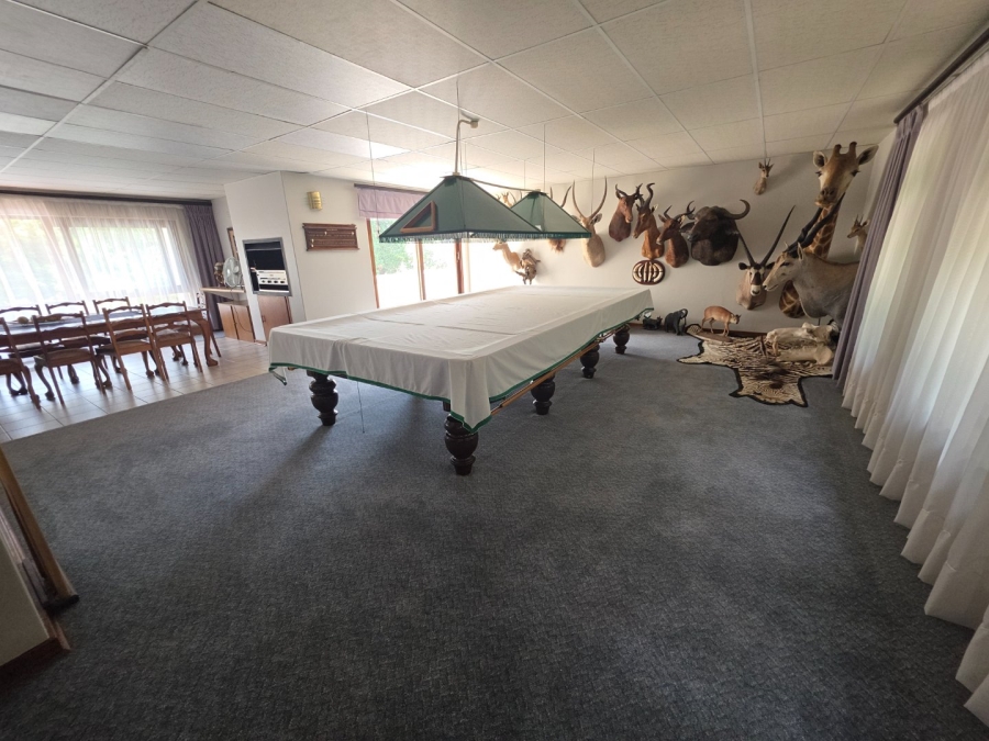 5 Bedroom Property for Sale in Secunda Mpumalanga