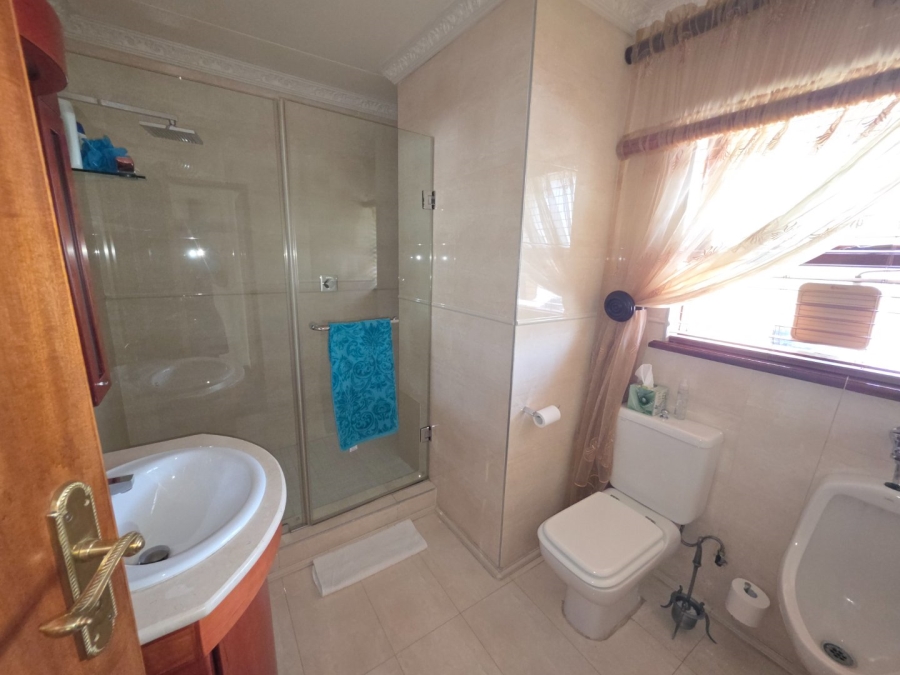 5 Bedroom Property for Sale in Secunda Mpumalanga