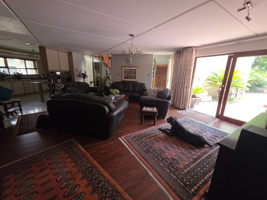 5 Bedroom Property for Sale in Secunda Mpumalanga