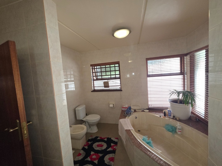 5 Bedroom Property for Sale in Secunda Mpumalanga