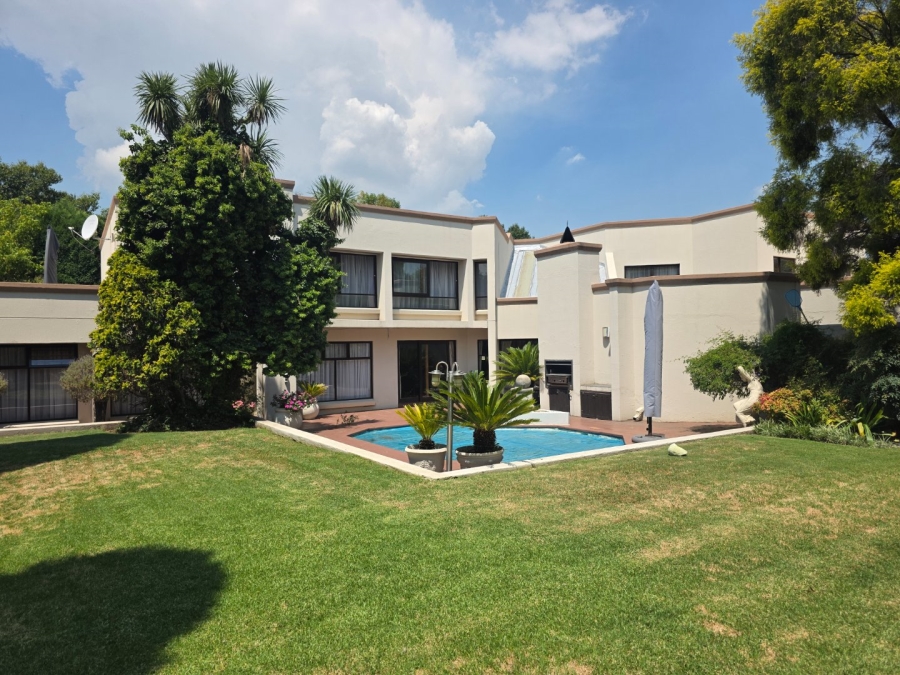 5 Bedroom Property for Sale in Secunda Mpumalanga