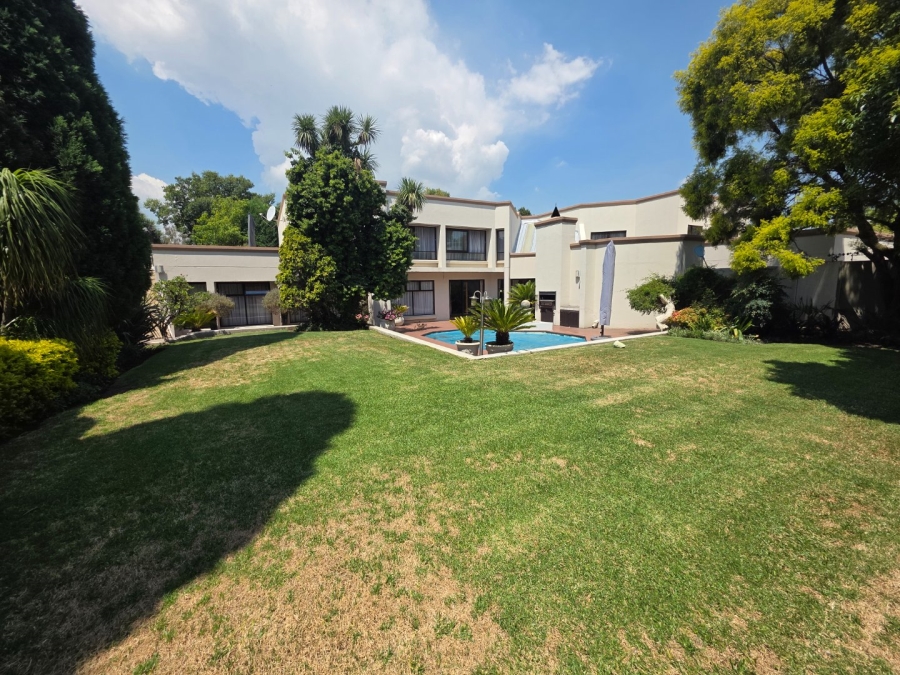 5 Bedroom Property for Sale in Secunda Mpumalanga