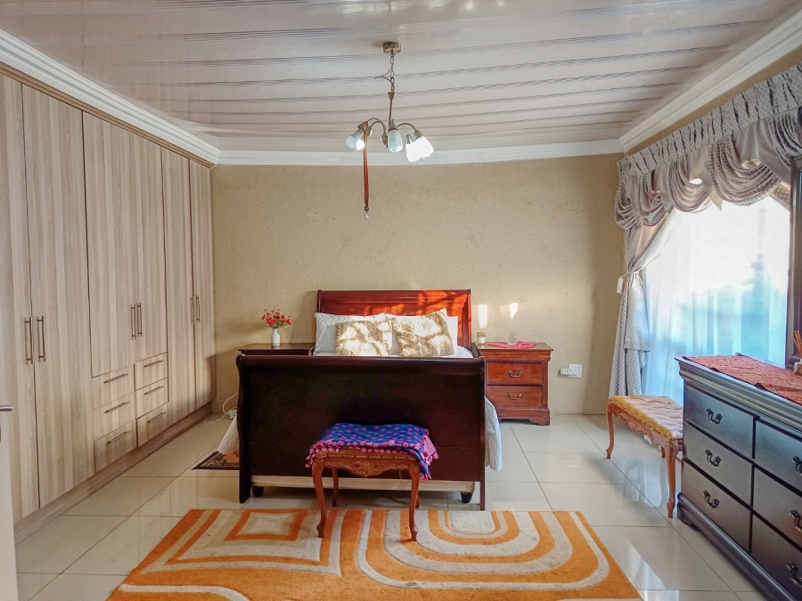 5 Bedroom Property for Sale in White River Ext 49 Mpumalanga