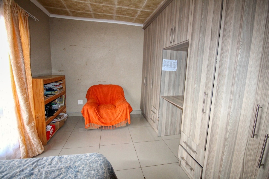 To Let 5 Bedroom Property for Rent in White River Ext 49 Mpumalanga