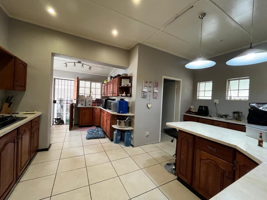 4 Bedroom Property for Sale in Standerton Mpumalanga