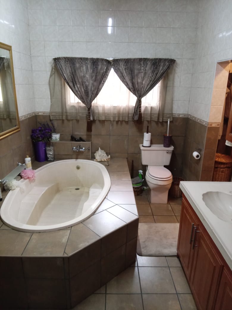 7 Bedroom Property for Sale in Clewer Mpumalanga