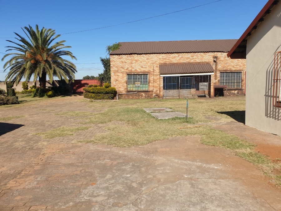 7 Bedroom Property for Sale in Clewer Mpumalanga