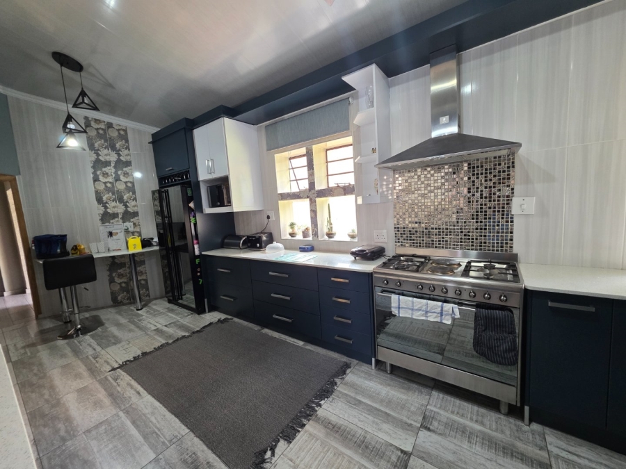 5 Bedroom Property for Sale in Secunda Mpumalanga