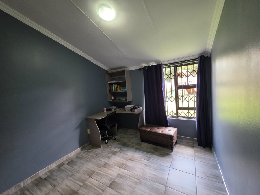 5 Bedroom Property for Sale in Secunda Mpumalanga