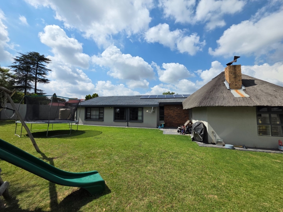 5 Bedroom Property for Sale in Secunda Mpumalanga