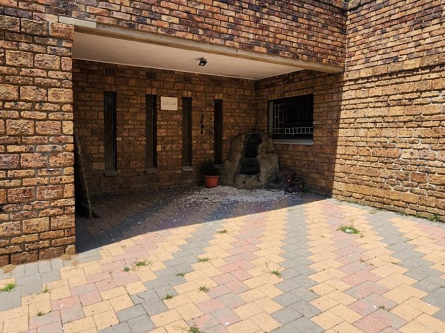 4 Bedroom Property for Sale in Standerton Mpumalanga