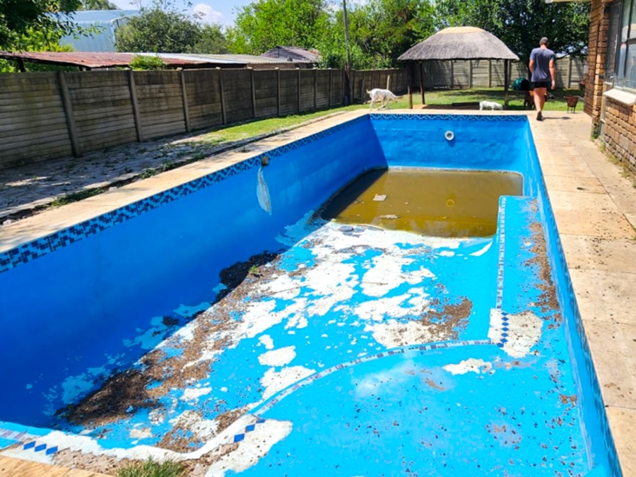 4 Bedroom Property for Sale in Standerton Mpumalanga