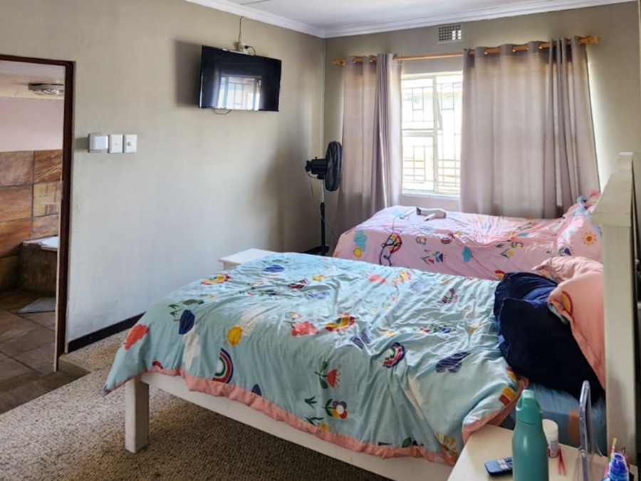 4 Bedroom Property for Sale in Standerton Mpumalanga