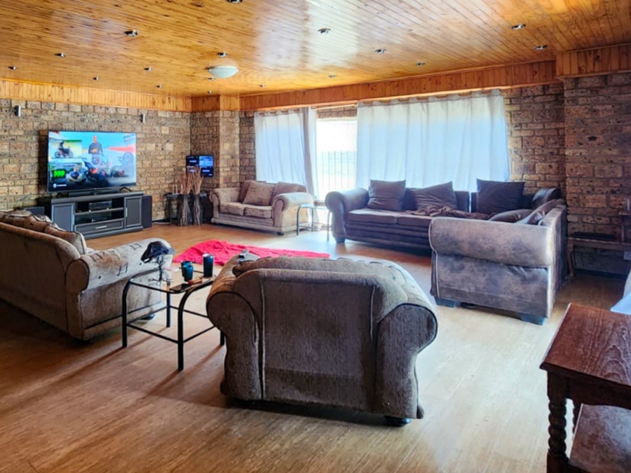 4 Bedroom Property for Sale in Standerton Mpumalanga