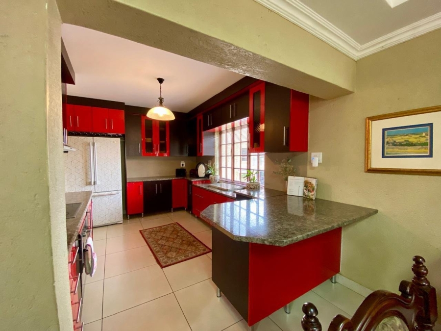 4 Bedroom Property for Sale in Stonehenge Ext 1 Mpumalanga