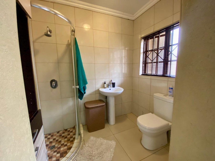 4 Bedroom Property for Sale in Stonehenge Ext 1 Mpumalanga