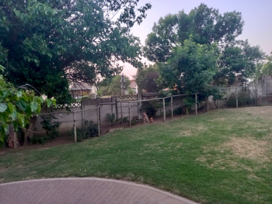 5 Bedroom Property for Sale in Cassim Park Mpumalanga