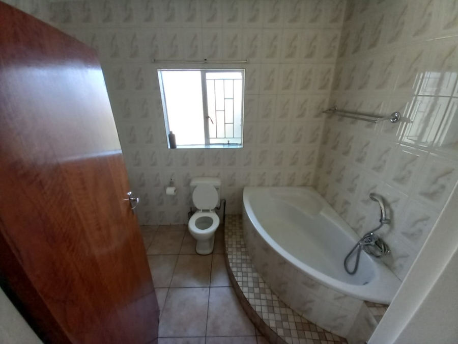 5 Bedroom Property for Sale in Cassim Park Mpumalanga