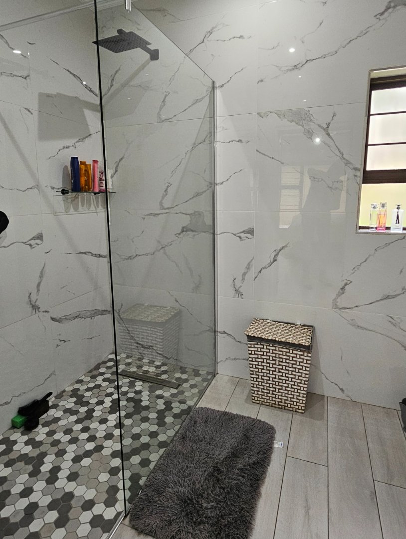 5 Bedroom Property for Sale in Trichardt Mpumalanga