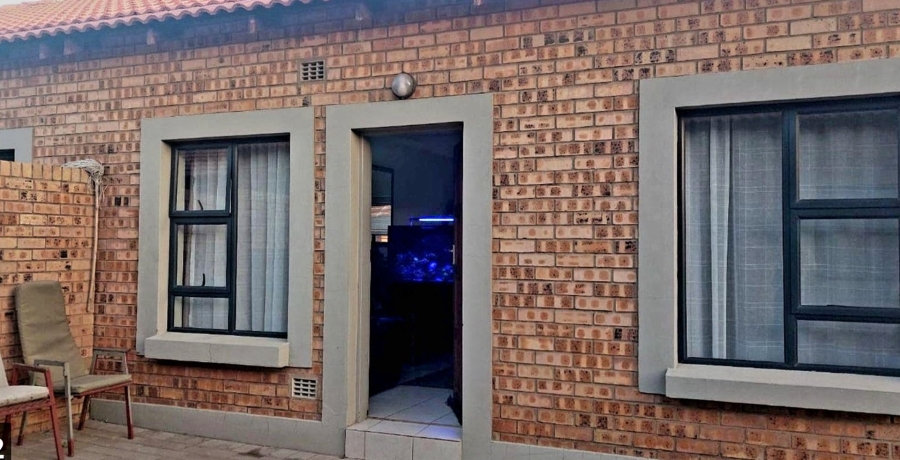 2 Bedroom Property for Sale in Terra Nova Mpumalanga