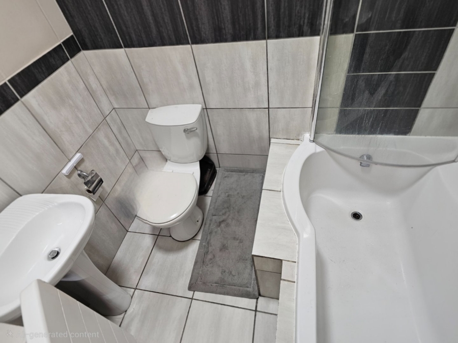 1 Bedroom Property for Sale in Terra Nova Mpumalanga