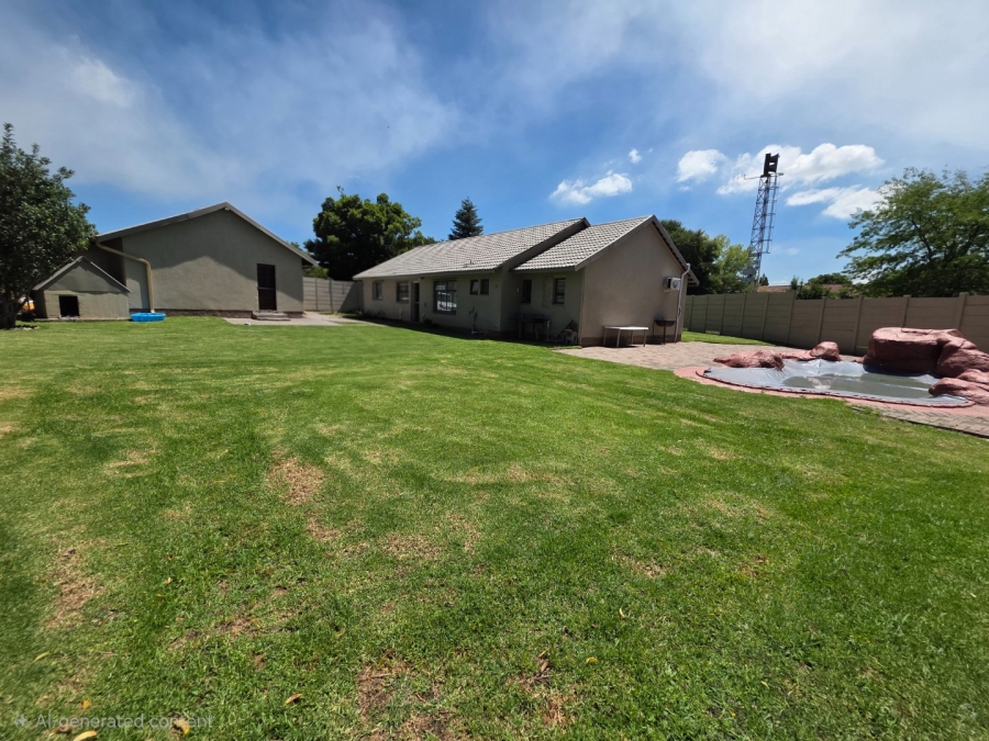 4 Bedroom Property for Sale in Secunda Mpumalanga