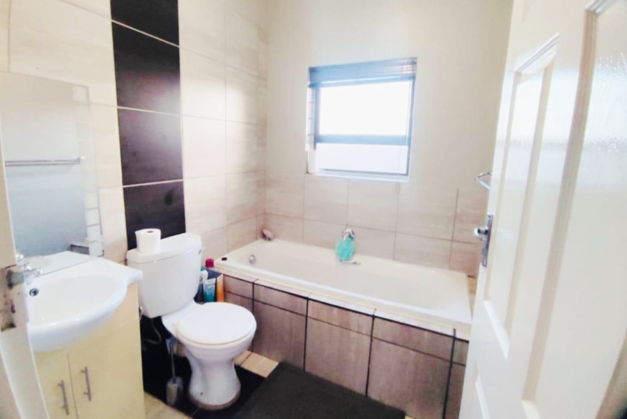 3 Bedroom Property for Sale in Terra Nova Mpumalanga