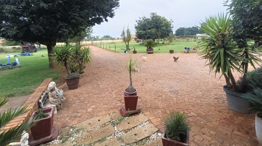 Commercial Property for Sale in Eloff A H Mpumalanga