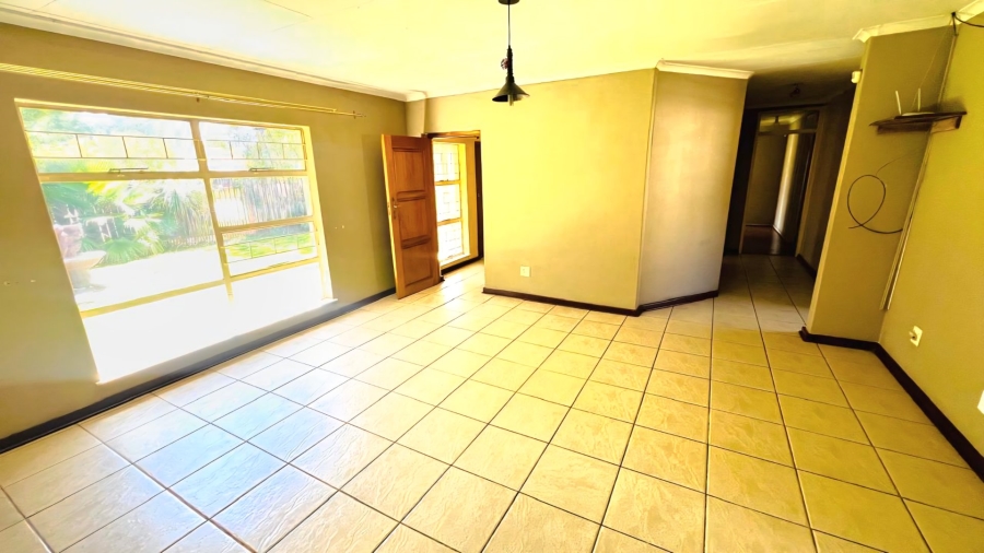 3 Bedroom Property for Sale in Cosmosrand Mpumalanga