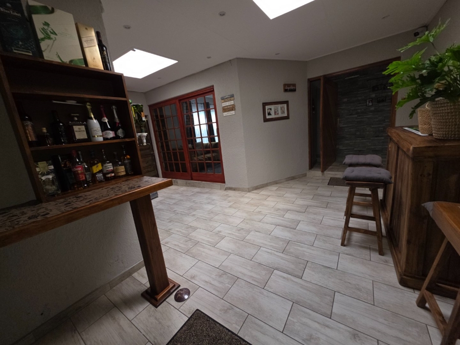 5 Bedroom Property for Sale in Secunda Mpumalanga