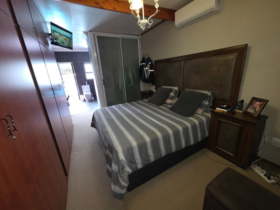 5 Bedroom Property for Sale in Secunda Mpumalanga