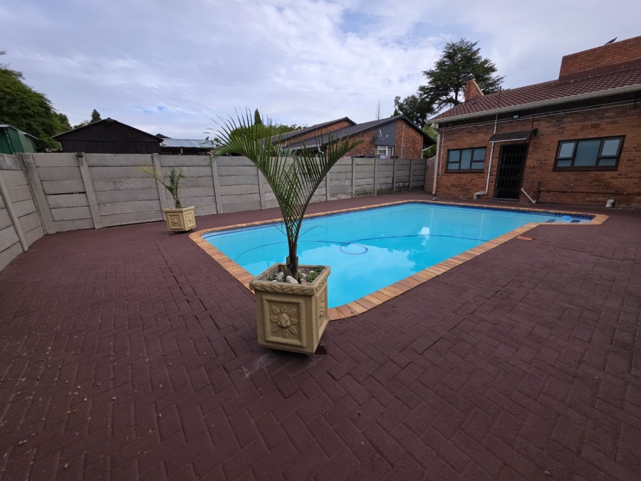 5 Bedroom Property for Sale in Secunda Mpumalanga