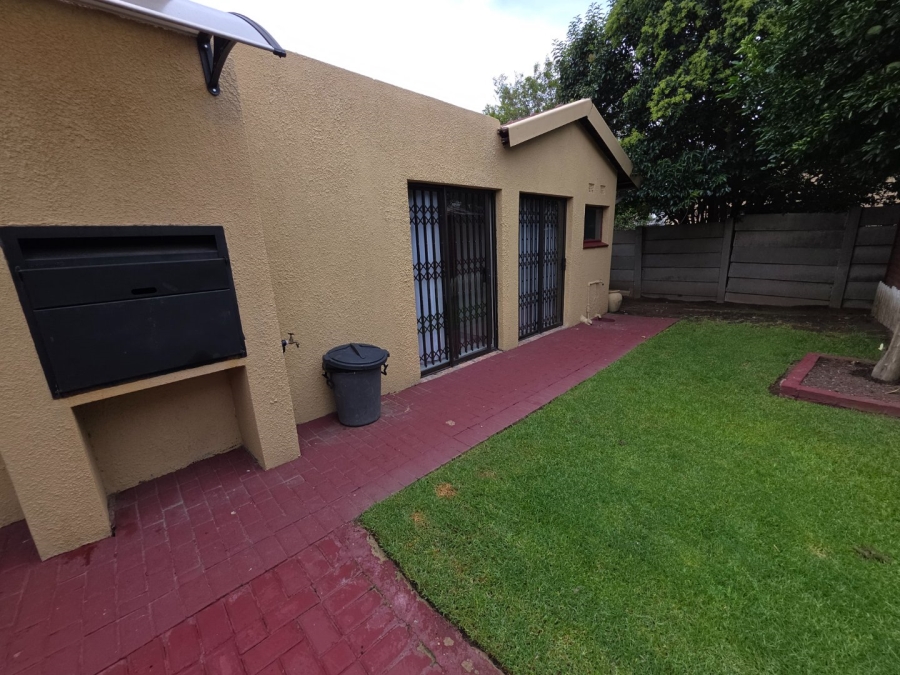 5 Bedroom Property for Sale in Secunda Mpumalanga