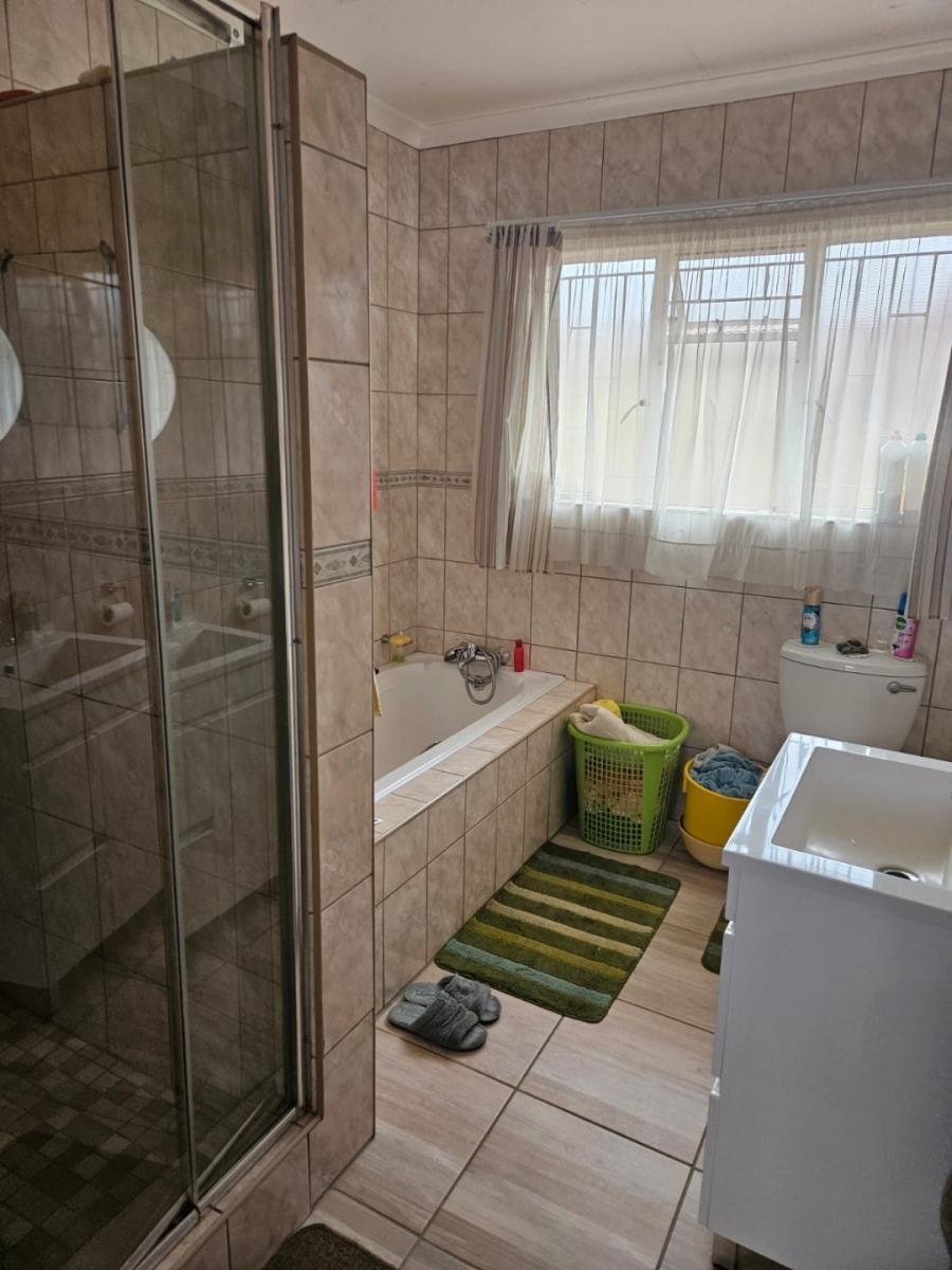 3 Bedroom Property for Sale in Reyno Ridge Mpumalanga