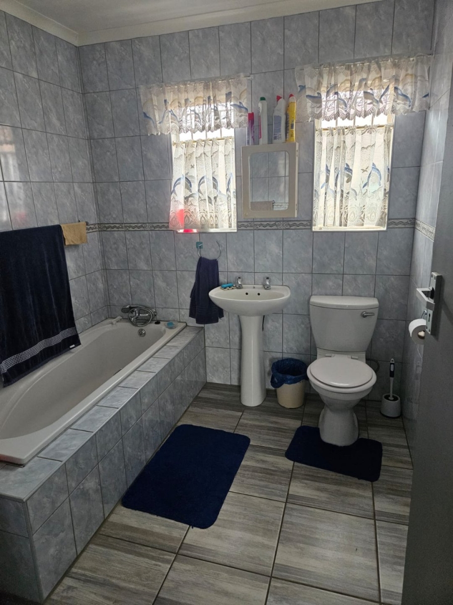 3 Bedroom Property for Sale in Reyno Ridge Mpumalanga