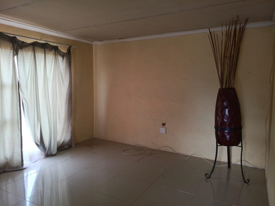To Let 2 Bedroom Property for Rent in Mashishing Mpumalanga