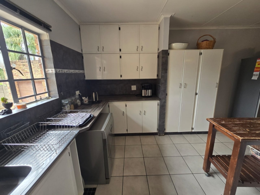 5 Bedroom Property for Sale in Colts Hill Mpumalanga