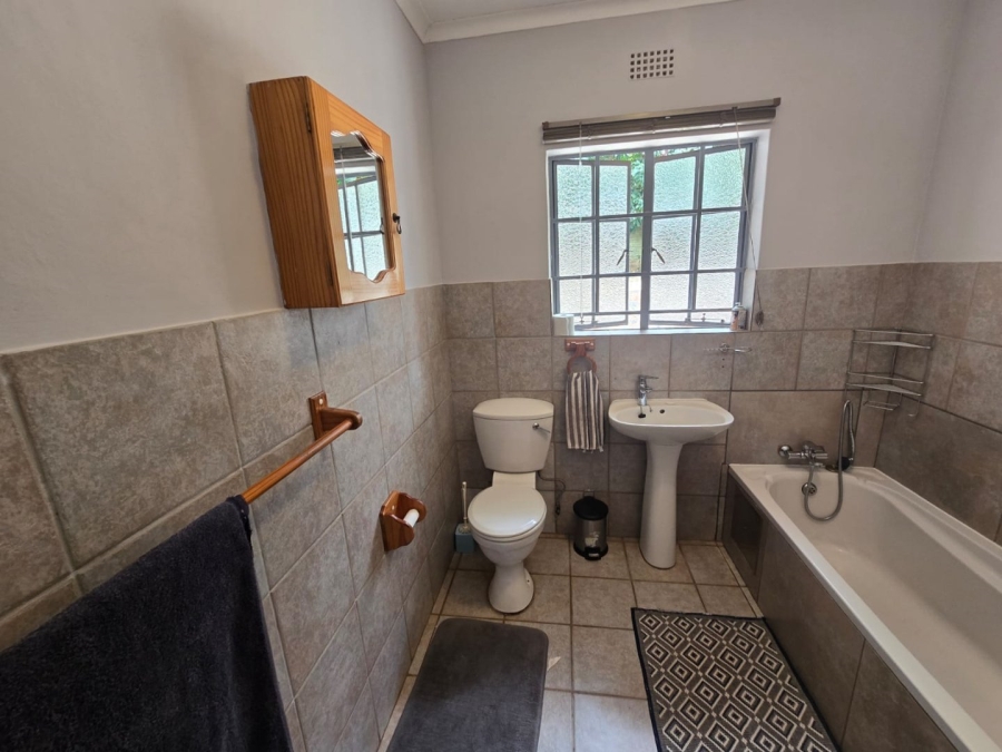5 Bedroom Property for Sale in Colts Hill Mpumalanga