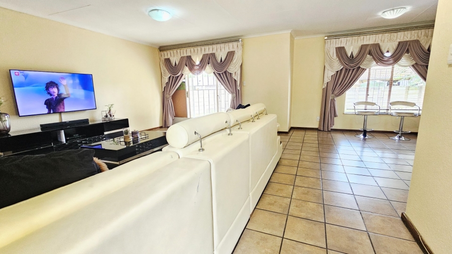 4 Bedroom Property for Sale in Secunda Mpumalanga