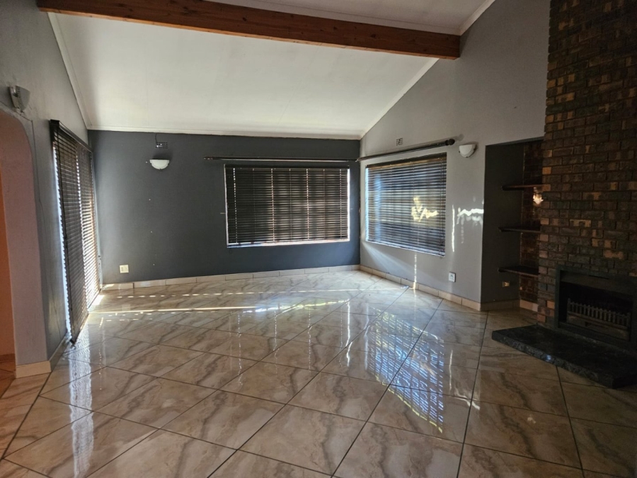 4 Bedroom Property for Sale in Reyno Ridge Mpumalanga