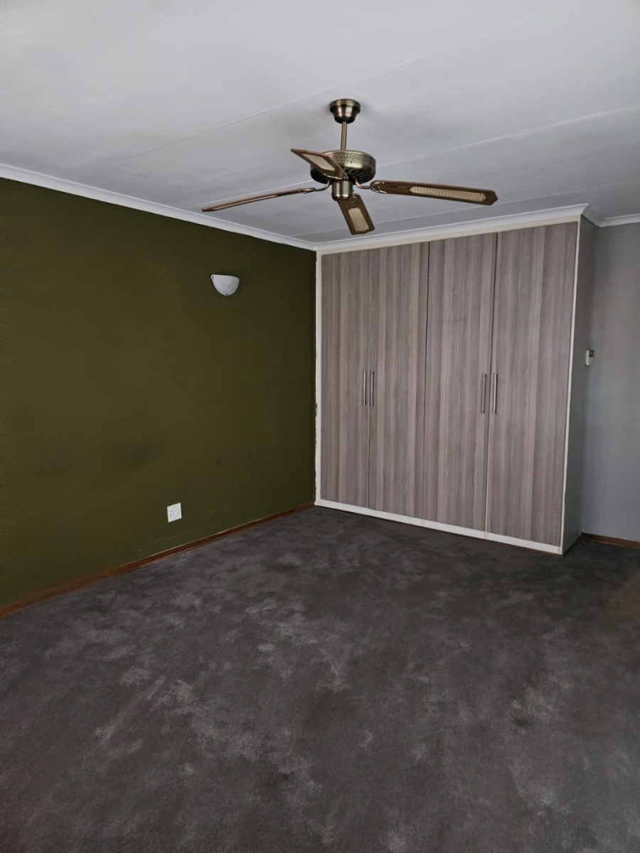 4 Bedroom Property for Sale in Reyno Ridge Mpumalanga