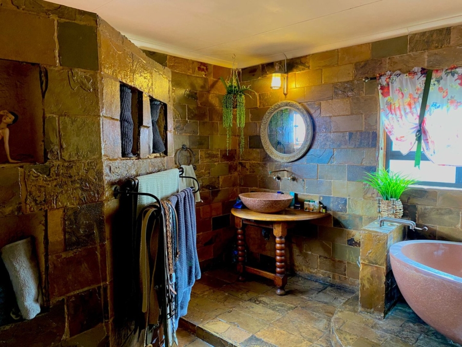 5 Bedroom Property for Sale in Ben Fleur Mpumalanga