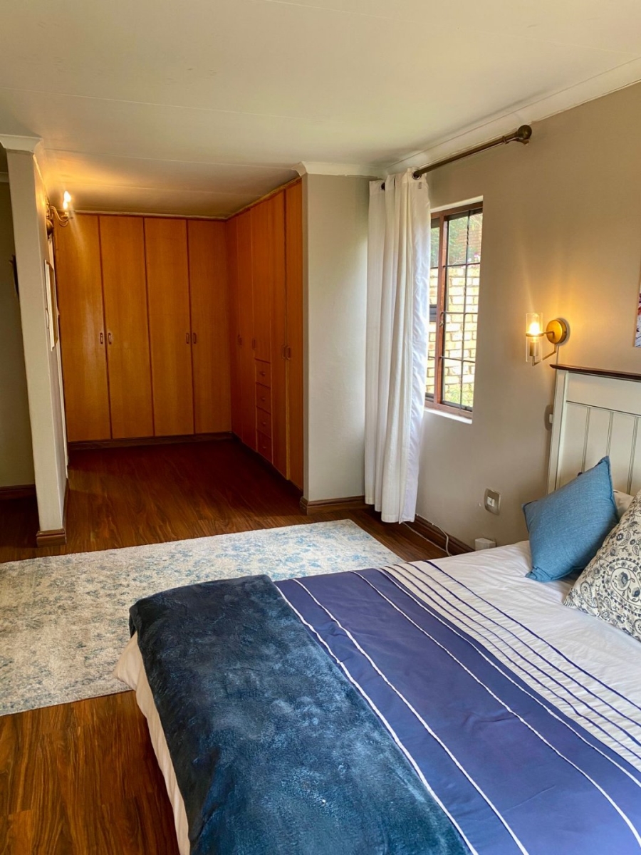 5 Bedroom Property for Sale in Ben Fleur Mpumalanga