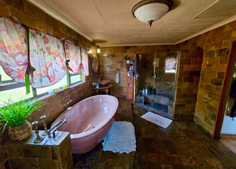 5 Bedroom Property for Sale in Ben Fleur Mpumalanga