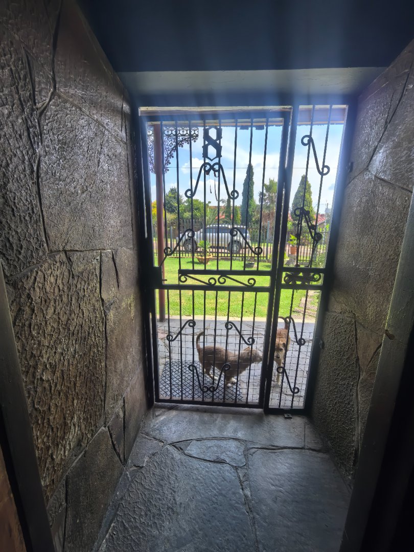 3 Bedroom Property for Sale in Witbank Ext 10 Mpumalanga