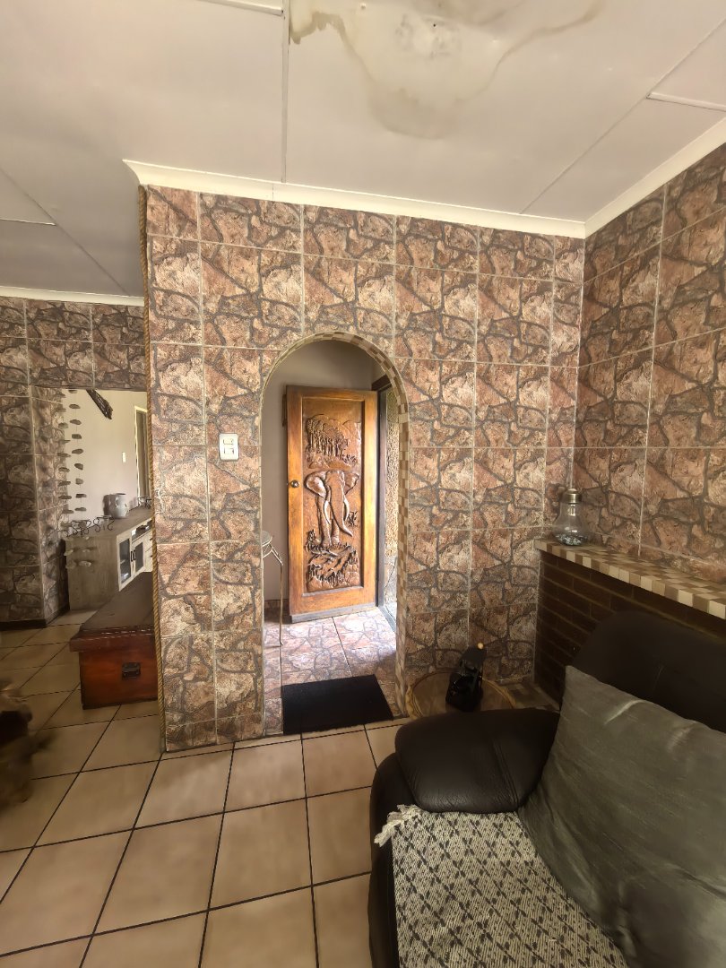 3 Bedroom Property for Sale in Witbank Ext 10 Mpumalanga