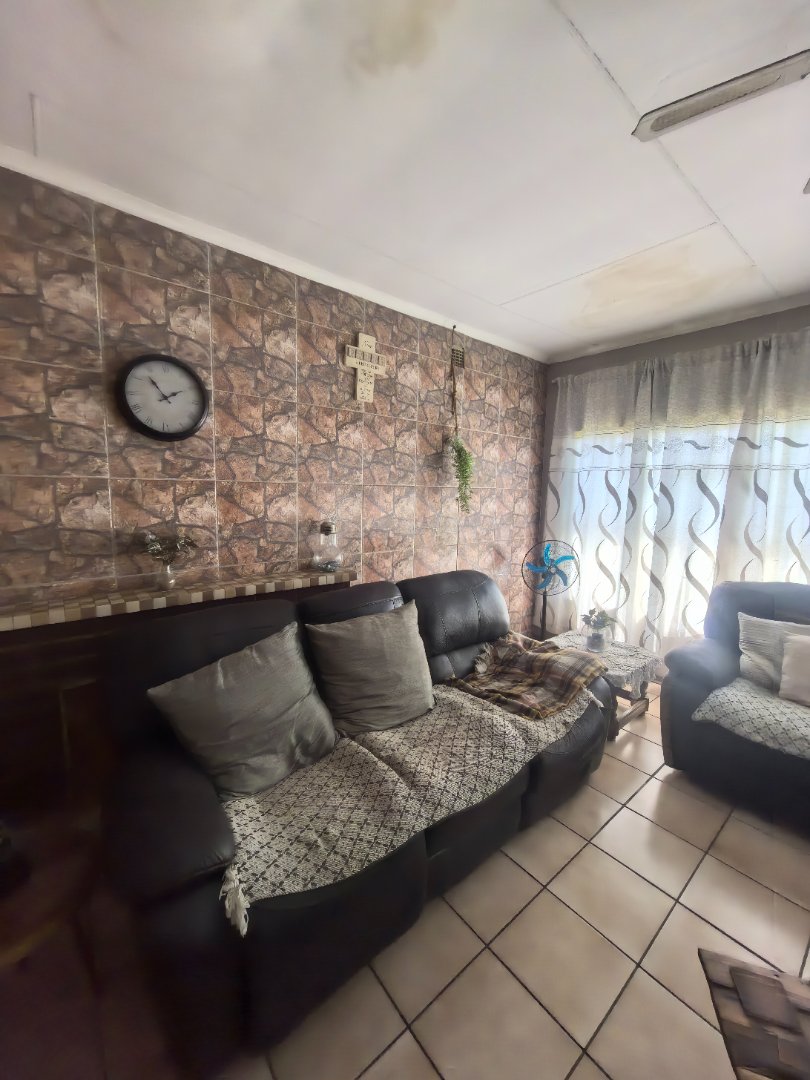 3 Bedroom Property for Sale in Witbank Ext 10 Mpumalanga