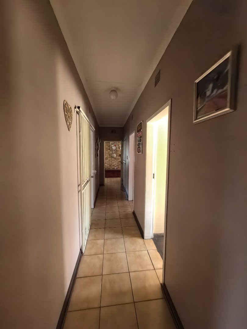 3 Bedroom Property for Sale in Witbank Ext 10 Mpumalanga