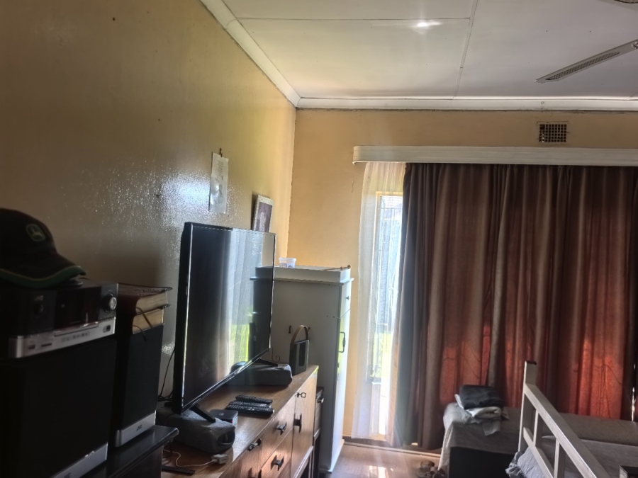 3 Bedroom Property for Sale in Witbank Ext 10 Mpumalanga